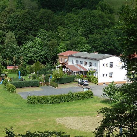 Hotel Und Gasthof "Sonneneck" Schalkau Ngoại thất bức ảnh