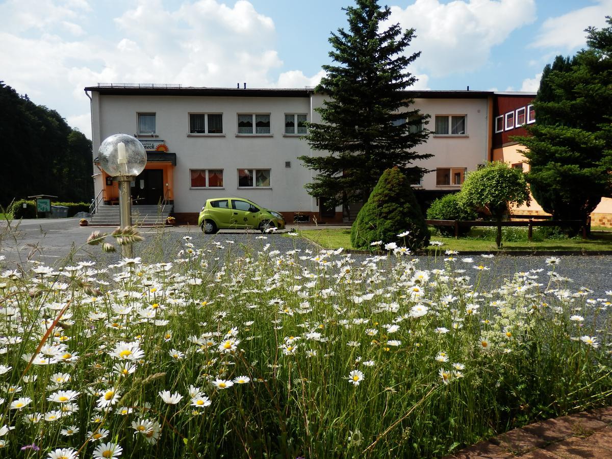 Hotel Und Gasthof "Sonneneck" Schalkau Ngoại thất bức ảnh
