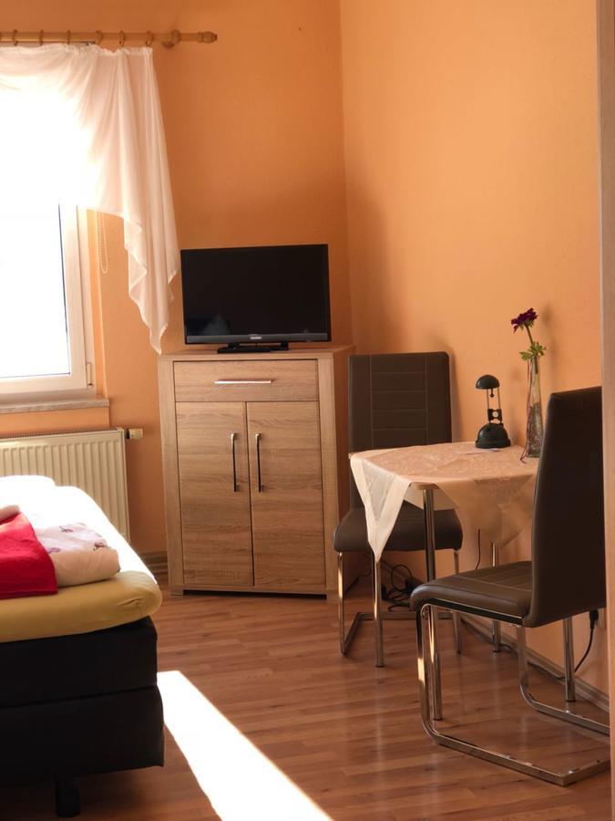 Hotel Und Gasthof "Sonneneck" Schalkau Ngoại thất bức ảnh