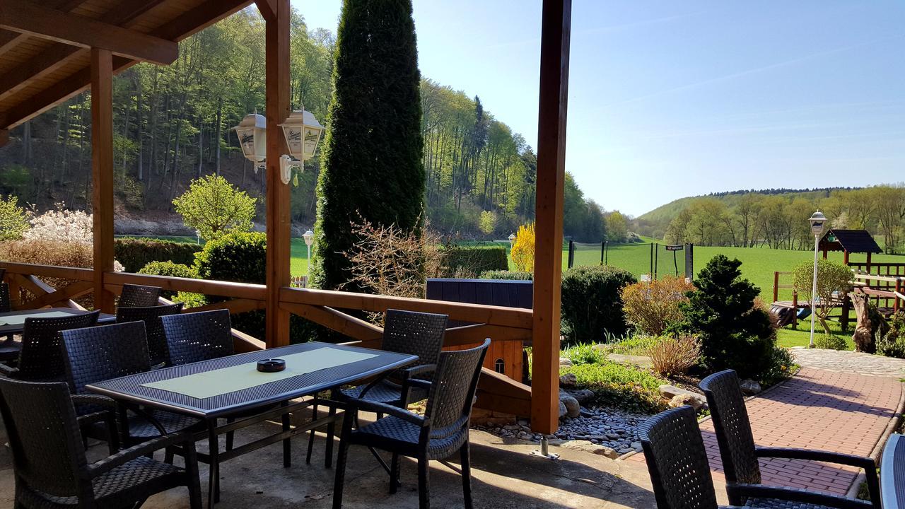 Hotel Und Gasthof "Sonneneck" Schalkau Ngoại thất bức ảnh